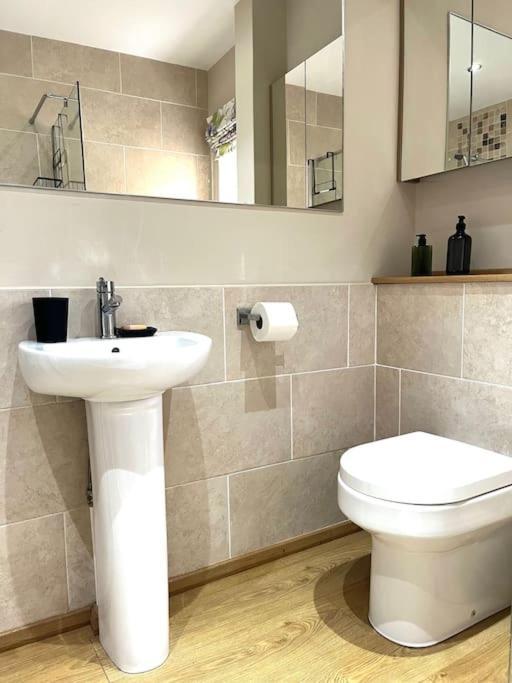 Olive Holiday Cottage Matlock มัทล็อก ภายนอก รูปภาพ