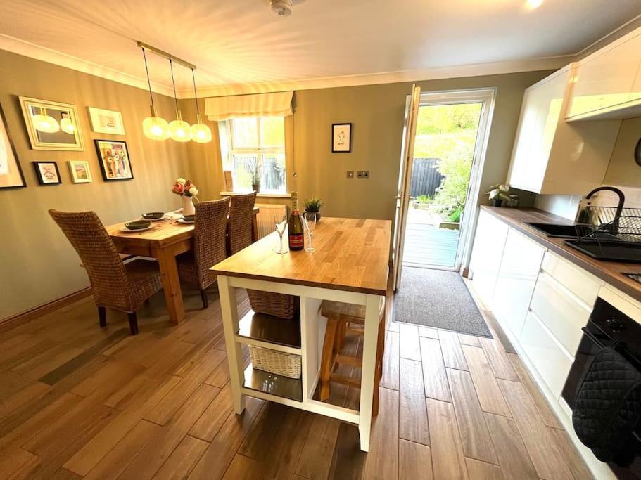 Olive Holiday Cottage Matlock มัทล็อก ภายนอก รูปภาพ
