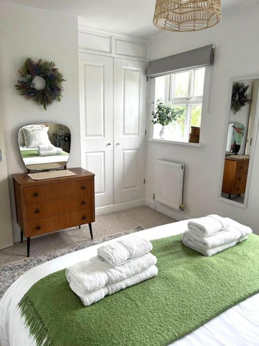 Olive Holiday Cottage Matlock มัทล็อก ภายนอก รูปภาพ