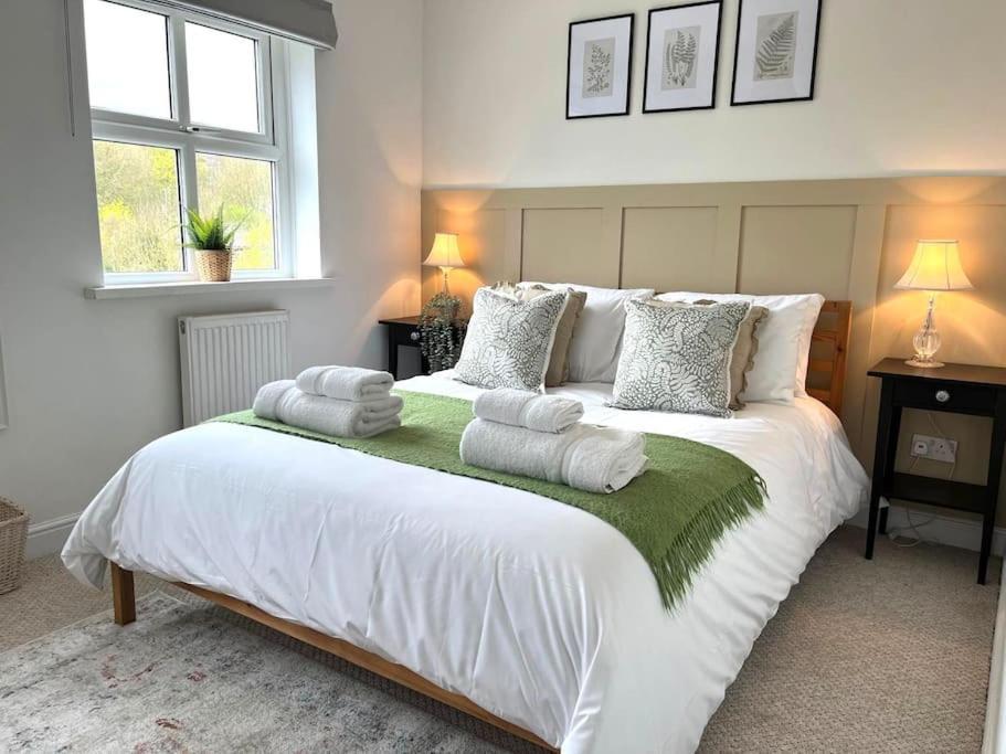 Olive Holiday Cottage Matlock มัทล็อก ภายนอก รูปภาพ